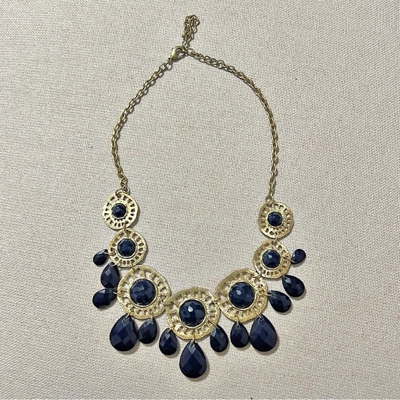 Gold-Tone Chain with Blue Rhinestones Necklace, Pristine Condition - Picture 2 of 6